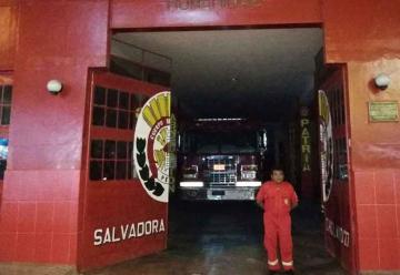 Compañía de bomberos de Chiclayo se queda sin luz