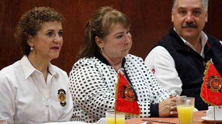 Escuela de Bomberos se volvería universidad