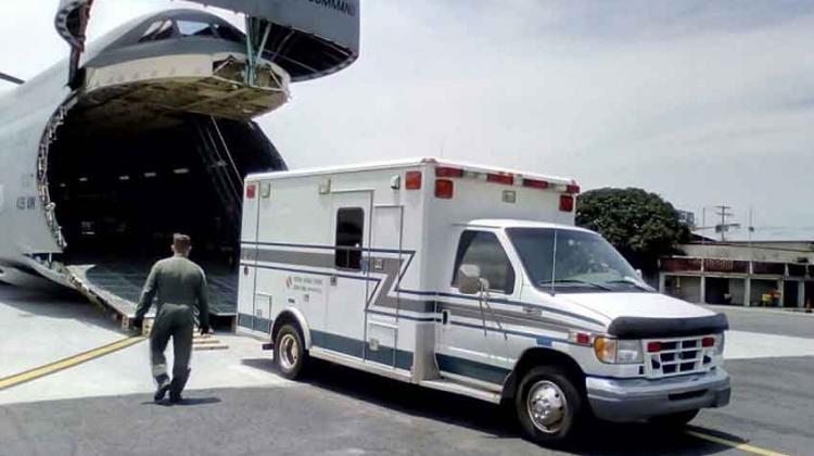 Bomberos Voluntarios reciben donativo de ambulancias y cisternas
