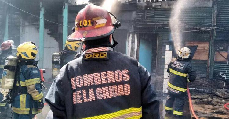 Incendio en un conventillo del barrio de La Boca