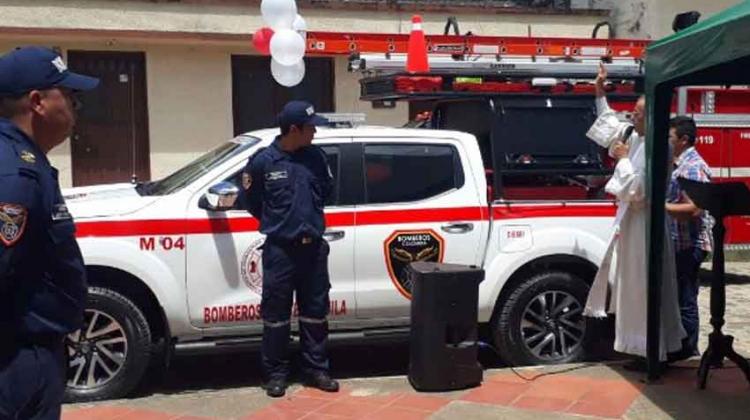 Moderna camioneta para Bomberos del municipio de Huila
