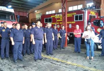 Bomberos inauguran cuatro estaciones remozadas