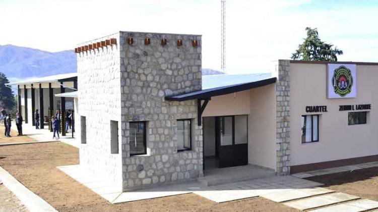 Inauguraron un cuartel de bomberos en Tafí del Valle