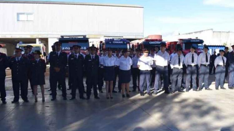 Desfile por el aniversario de Bomberos Voluntarios de Chajarí