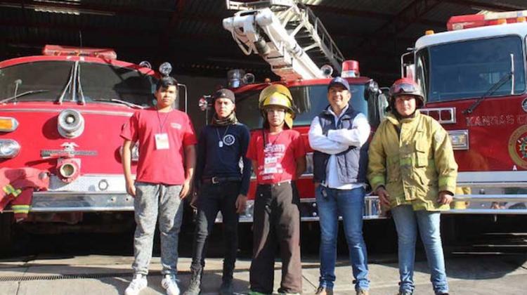 Bomberos de Uruapan comienzan colecta anual