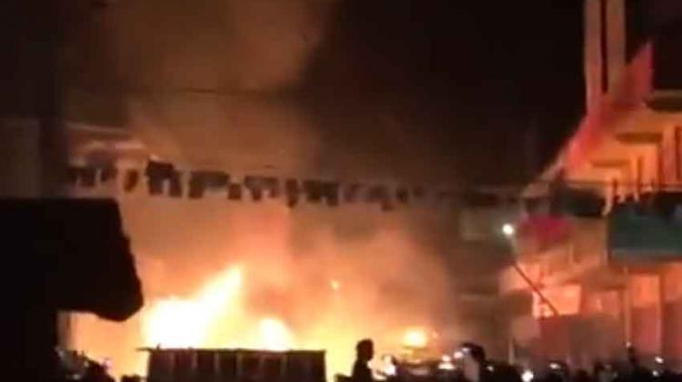 Bombero voluntario muere en incendio en Mercado Minerva