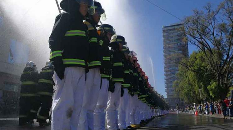Cadetes de bomberos finalizaron su año de preparación