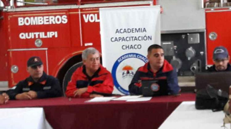 La Academia aprobó manuales de estudios para futuros bomberos