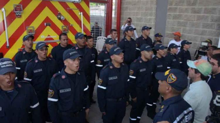 Tres mujeres entran al Cuerpo de Bomberos de Barranquilla