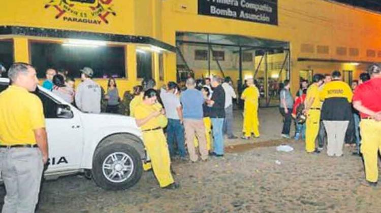 Denuncia de estafa contra directivos de Bomberos Voluntarios del Paraguay