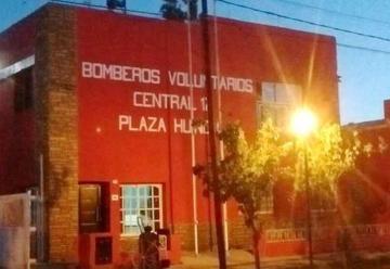 Familiares de Bomberos de Plaza Huincul se autoconvocaron