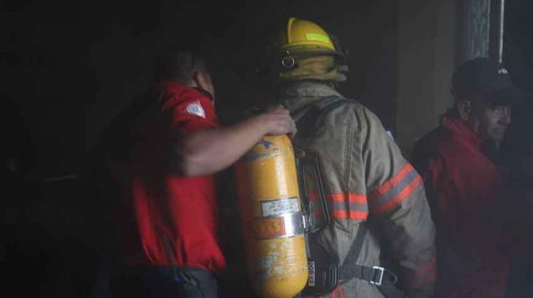 Bomberos acusan a su Jefe de maltrato