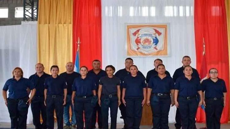 Acto de egreso de los primeros Bomberos Voluntarios de Frontera