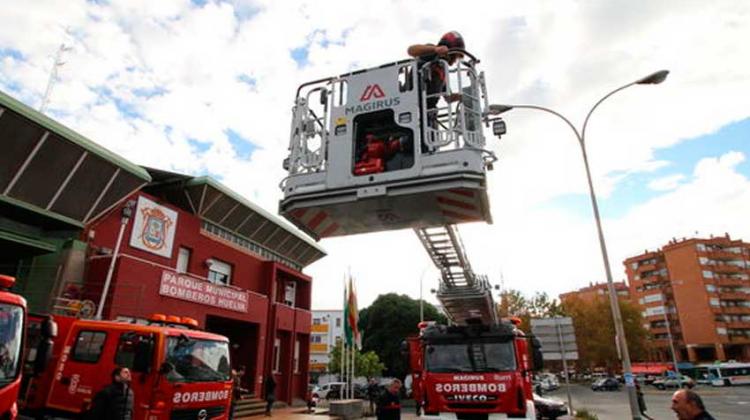 Los bomberos integran a su flota la autoescala