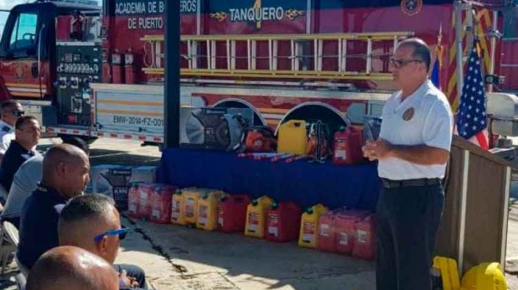 Bomberos recibe nuevos equipos para responder a emergencias