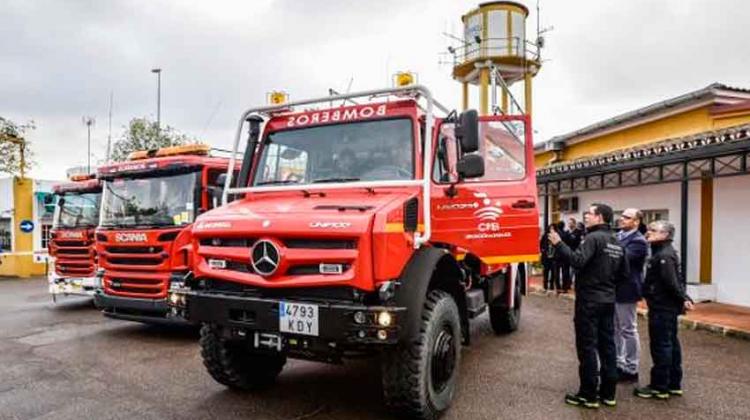 Tres nuevos camiones para los bomberos de Badajoz