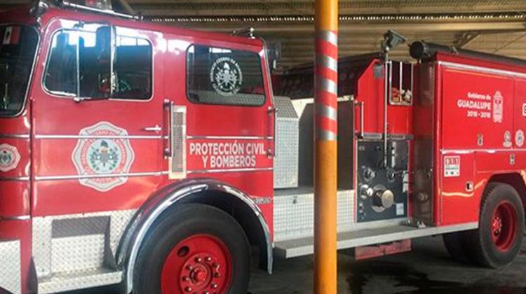 Recibe PC de Guadalupe nuevo camión de bomberos