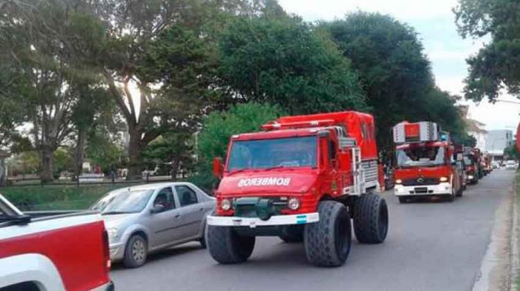 Los bomberos de Pinamar presentaron nuevas unidades