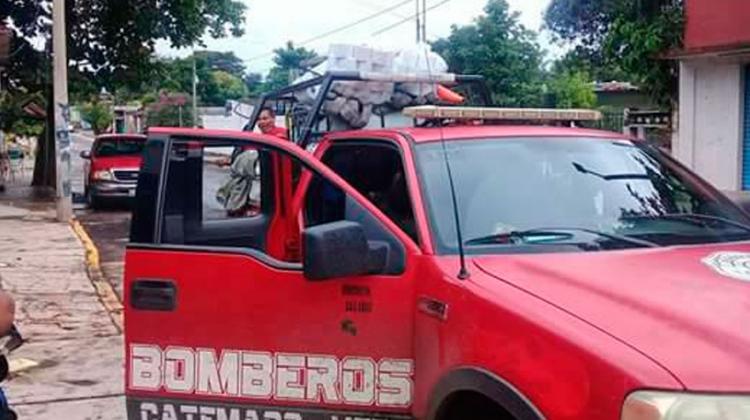 Cierra bomberos de Catemaco por falta de presupuesto