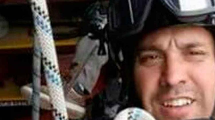 Murió un bombero cuando acudía al rescate de dos hombres