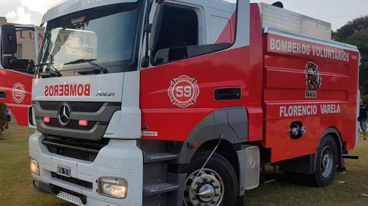 Nueva Unidad cisterna de Bomberos de Florencio Varela