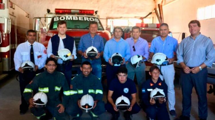 Entregaron equipamiento a Bomberos de Pirámides