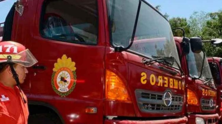 Bomberos reciben 19 vehículos donados por Gobierno Regional