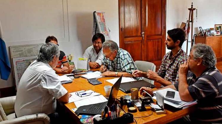 Municipio transfirió un terreno a los Bomberos Voluntarios de 30 de Agosto