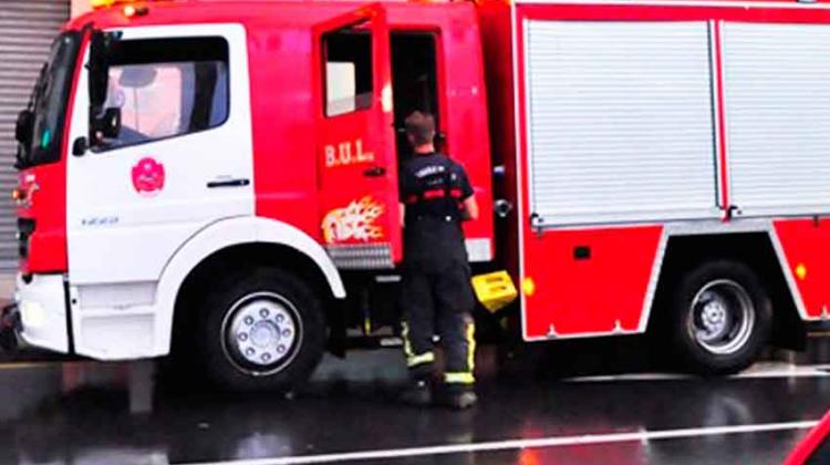 Nueve meses de libertad vigilada por apedrear a Bomberos