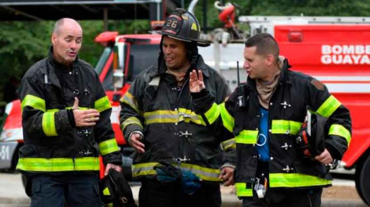 Bomberos de Nueva York instruyeron a los de Guayaquil