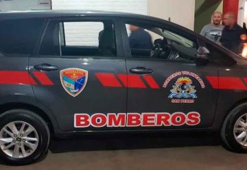 Bomberos de San Pedro presentaron de unidad de traslado