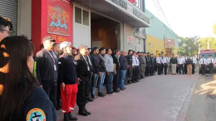 Bomberos hispanos en curso internacional en Trenque Lauquen