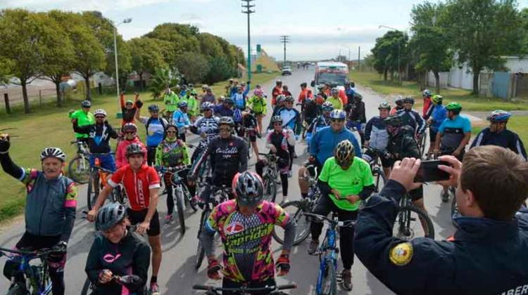 Se realizó el 5º Cicloturismo organizado por bomberos