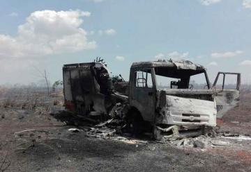 Camión de los bomberos de Tipitapa es alcanzado por el fuego