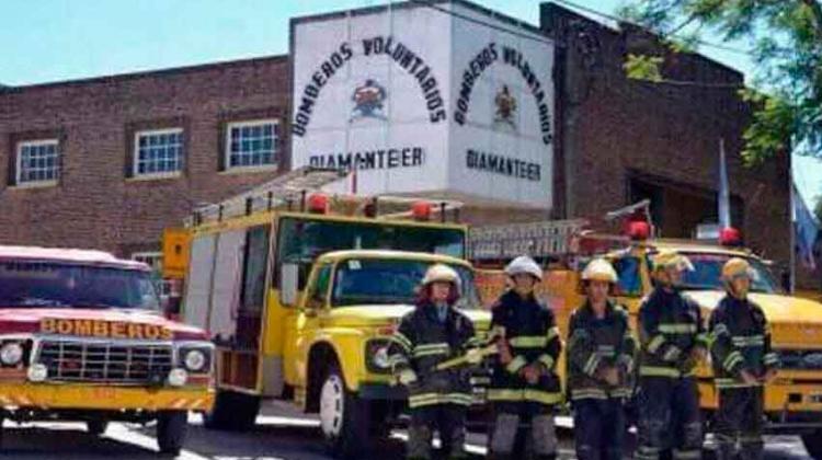 Agreden a dotación de Bomberos Voluntarios de Diamante