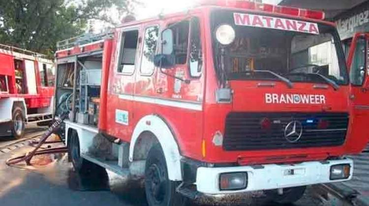 Bomberos de La Matanza desmienten a la intendenta