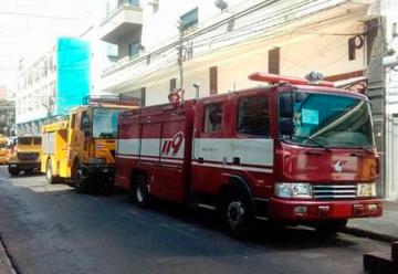 Bomberos Voluntarios reciben donación de vehículos de Corea