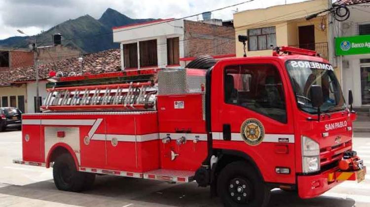 Bomberos Voluntarios de San Pablo recibió un carro cisterna