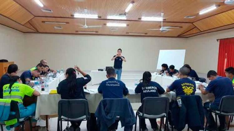 Bomberos realizaron cursos para instructores en Boqueron Bomberos realizaron cursos para instructores en Boqueron