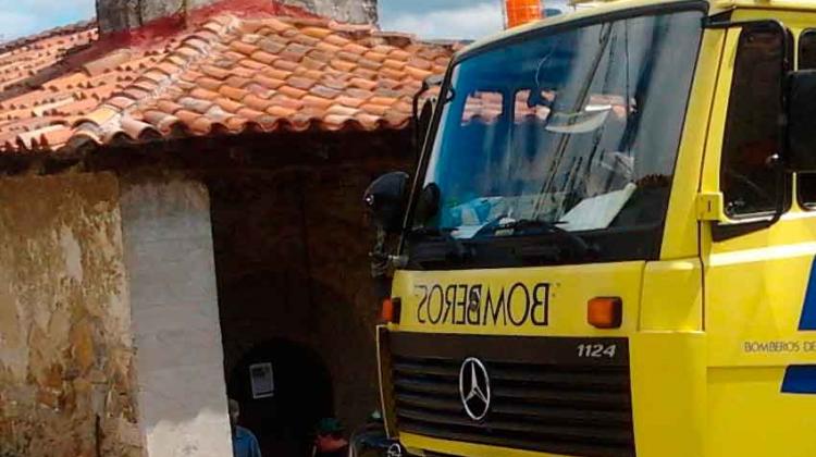 Gobierno reconoce que necesita 30 bomberos más