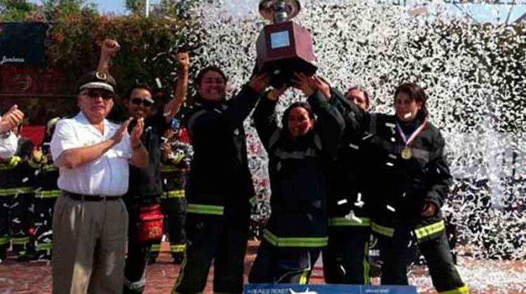 Chillanejas se coronaron campeonas en el «Desafío Bomberos de Chile»