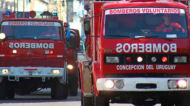 Bomberos continúan sin recibir ayuda municipal ni del Gobierno Bomberos Voluntarios de Concepción del Uruguay