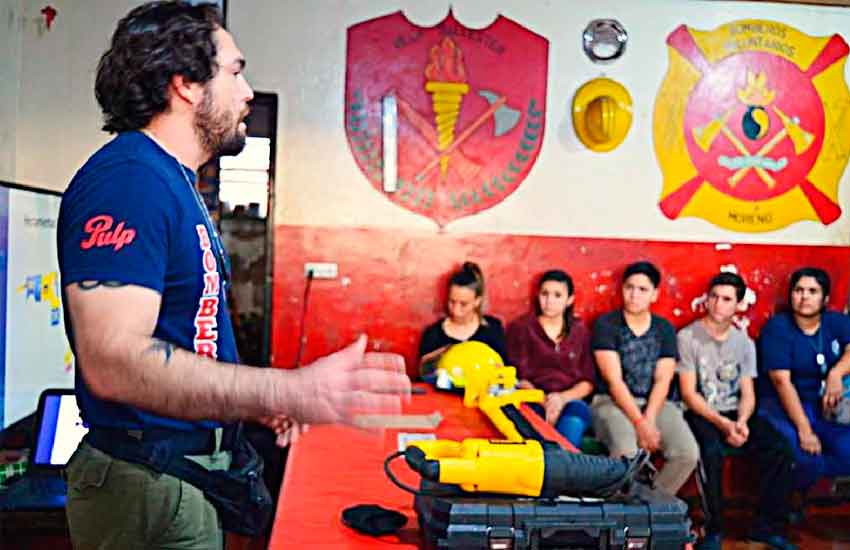 Bomberos de Iguazú realizaron Curso de rescate vehicular