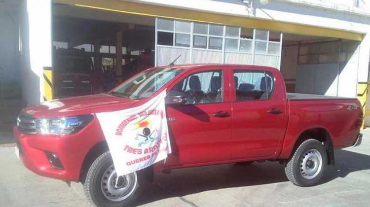 Nueva unidad para los Bomberos Voluntarios de Tres Arroyos Nueva unidad para los Bomberos Voluntarios de Tres Arroyos