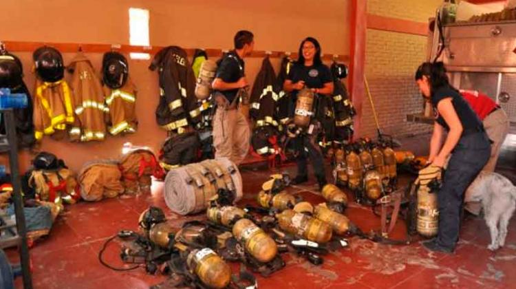 Donativo por 20 mil dólares en equipo para bomberos de San Luis