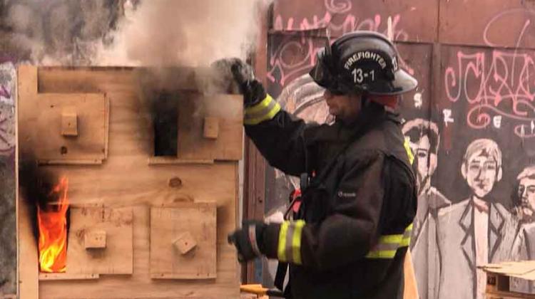 Bomberos de Estados Unidos imparten curso a Voluntarios en Valparaíso