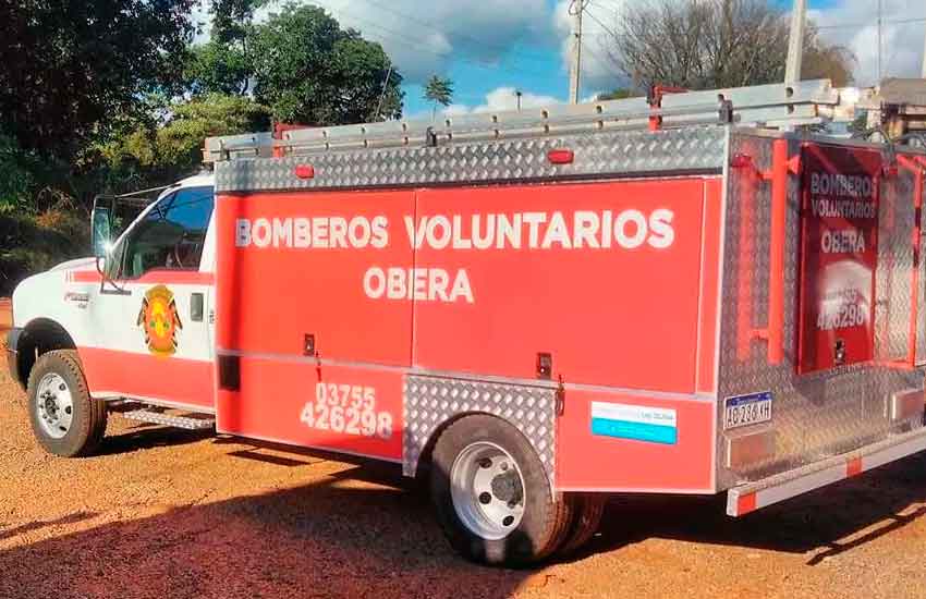 Un vehiculo nuevo para Bomberos Voluntarios de Obera