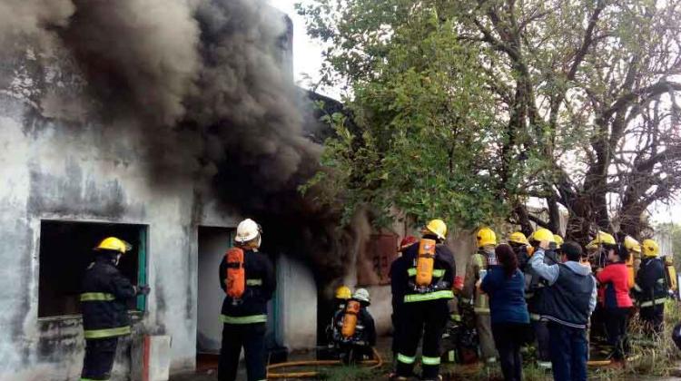 Curso de Incendios Estructurales de la ANB en San Luis Curso de Incendios Estructurales en San Luis