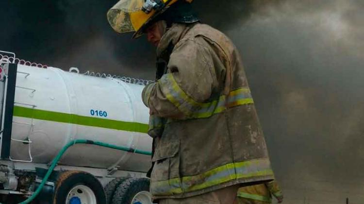Lanzarán licitación para uniformes de bomberos