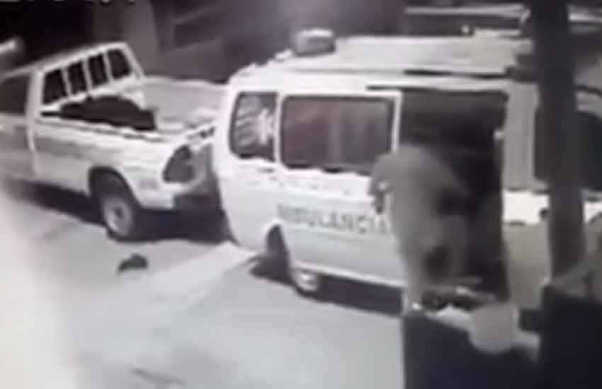 Asaltan ambulancia de Bomberos en Sololá